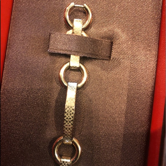 NWT Gold Coach watch - Picture 2 of 4